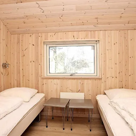 Four-bedroom Holiday In Hojslev 4 * Sundstrup