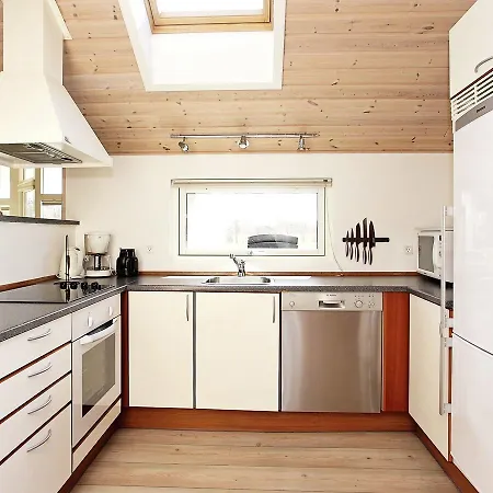 Four-bedroom Holiday In Hojslev 4 Дом отдыха