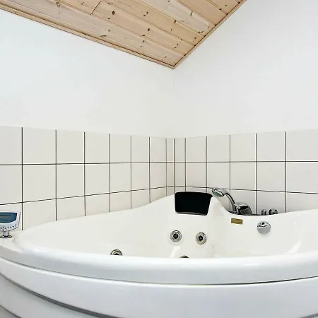 Four-bedroom Holiday In Hojslev 4 Дом отдыха *